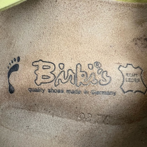 Birkenstock Birka’s Women's Yellow Two Buckle Perforated Sandals Size 9 Casual - Picture 6 of 8